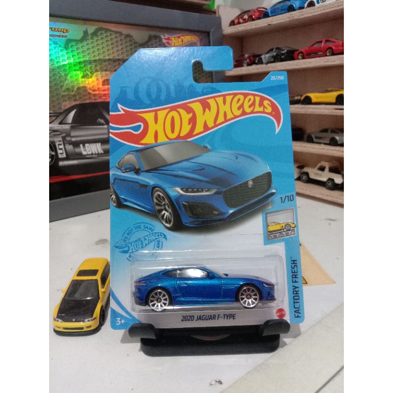 HOT WHEELS 2020 JAGUAR F TYPE