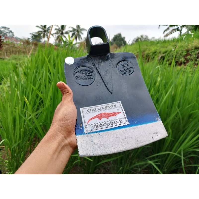 Cangkul import original cap buaya/Crocodile Cangkul pertanian perkebunan persawahan