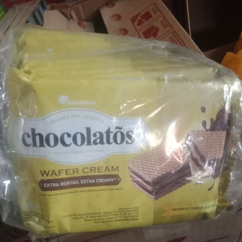 

Chocolatos wafer cream chocolate