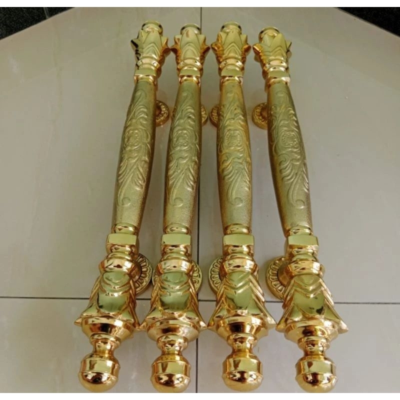 handle kuningan// handle kuningan mewah//gagang pintu rumah minimalis// handle pintu klasikk// tarik