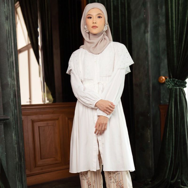 Defect Minor Calestia Broken White HijabChic