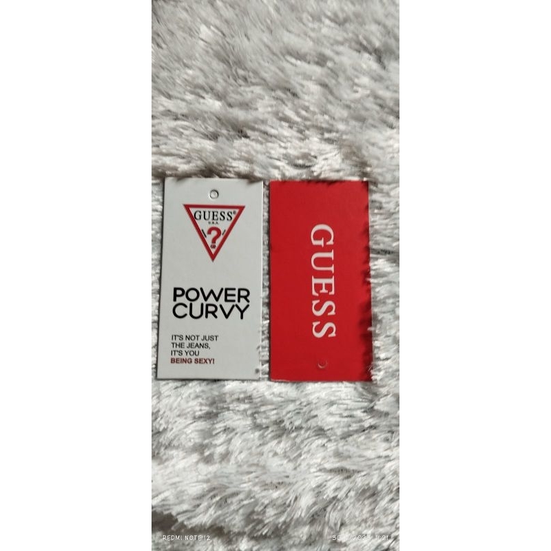 

HANGTAG GUUESS PREMIUM