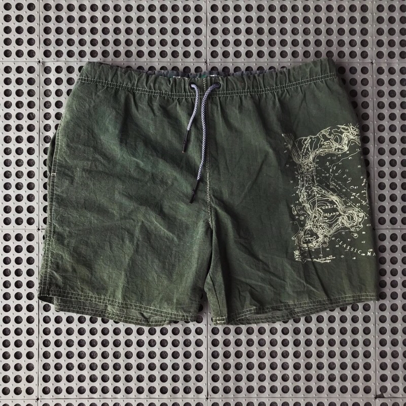 celana pendek nautica second