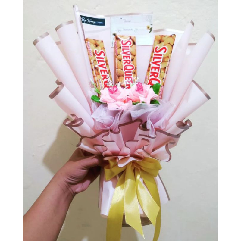 

Buket 3 Coklat Silverqueen
