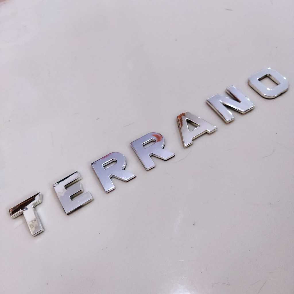 Emblem kap mesin terrano