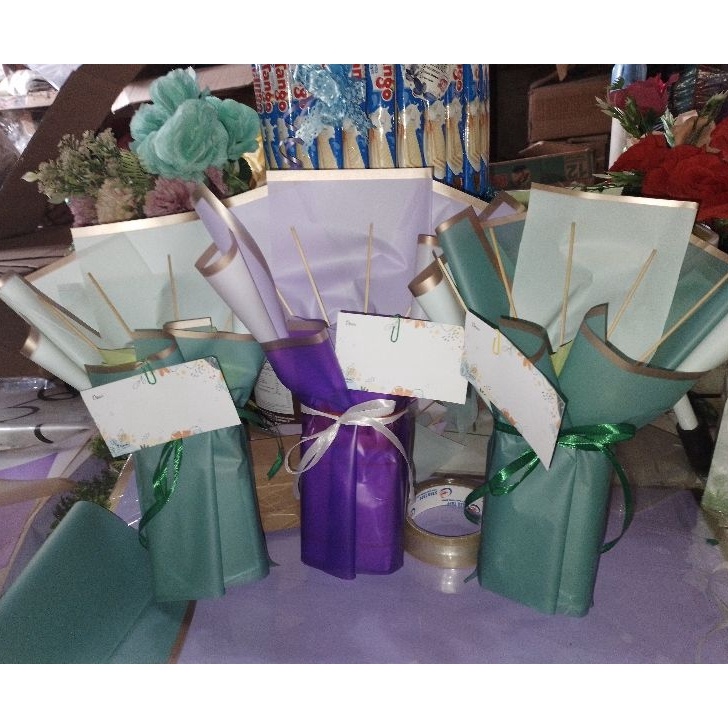

KODE EJN821 Buket barang/ buket barang isi sendiri 3-10 slot/buket snack/ buket bumbu/ buket ulang tahun/ hadiah/ kado