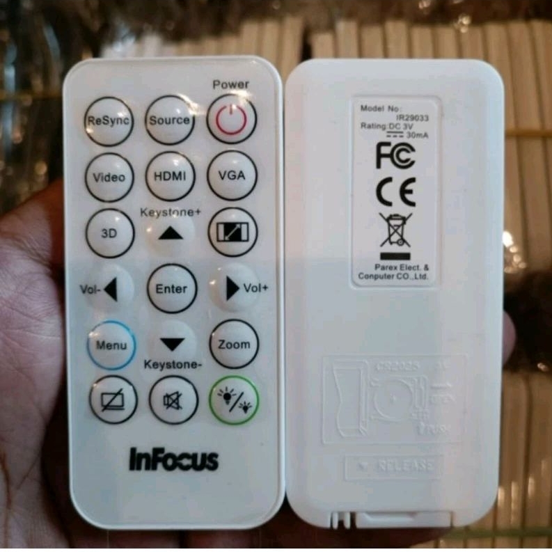 Remote Infocus/Remote Proyektor Infocus