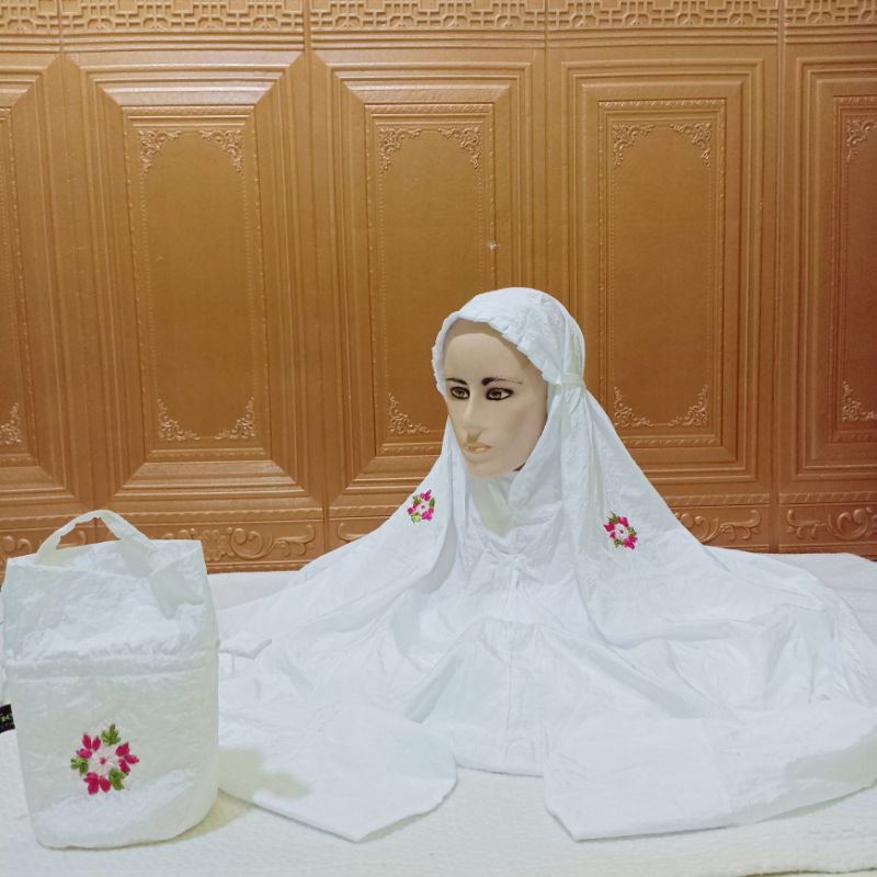 Agen grosir mukena terusan lajuran parasut parasit tebal pita syar'i terbaru