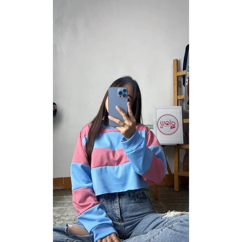 gl sweater crop strip remaja