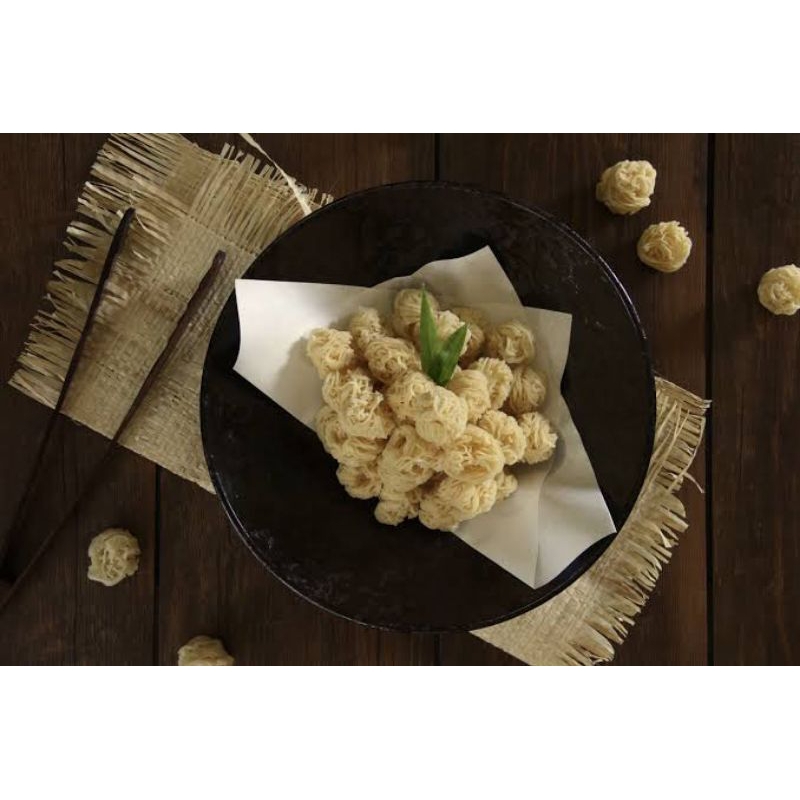 

dakak-dakak oleh-oleh khas Sumatera Barat berat 200 gr