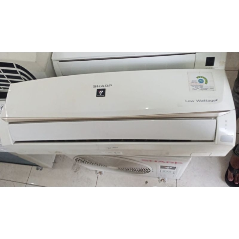 AC second Sharp 1/2pk R32