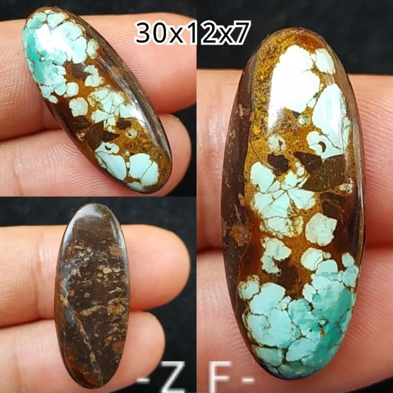 Batu Pirus Persia Iran