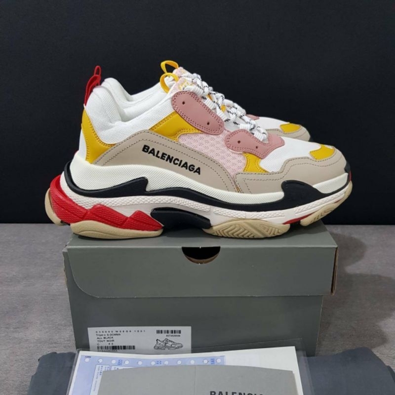 Balenciaga Triple S Cream Pink -Lengkap Sertifikat