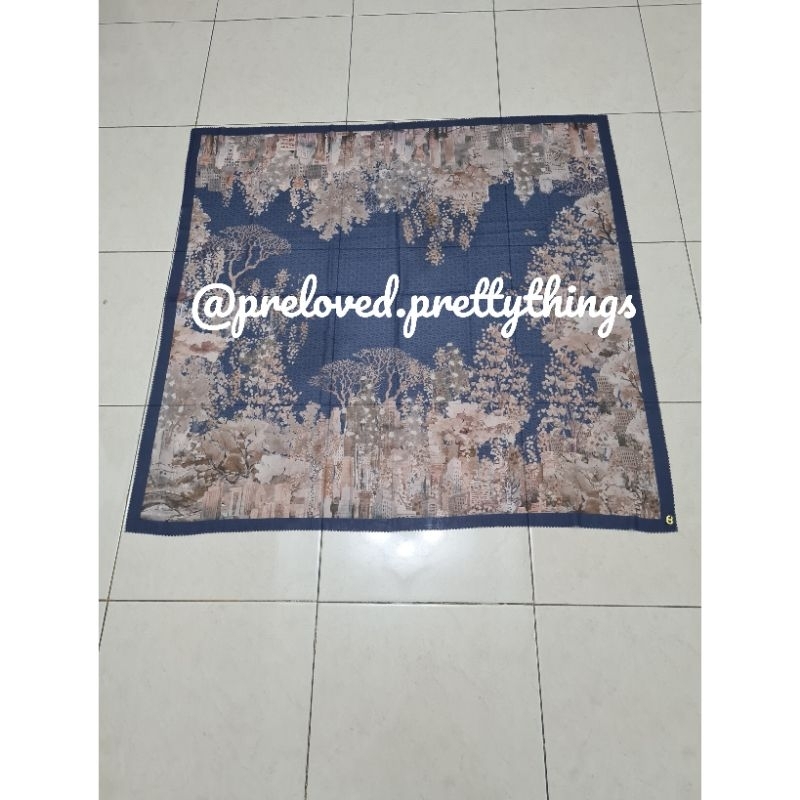 Preloved Buttonscarves New York Reborn - Royal Blue