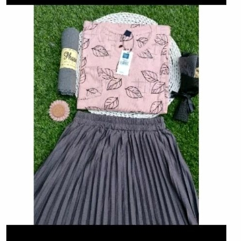 set rok ( kaos + rok plisket + hijab )