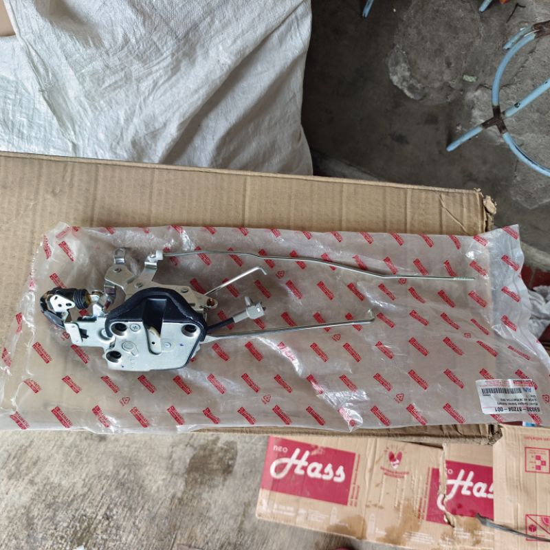 doorlock depan kanan taruna ori