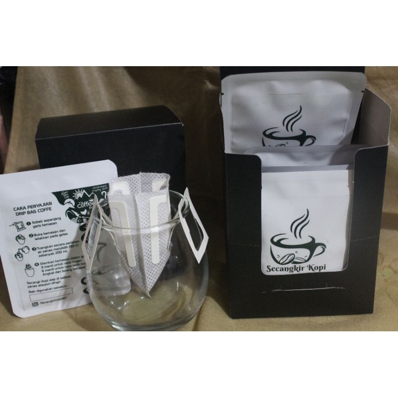 

SECANGKIR KOPI GUNUNG PUNTANG COFFE DRIP