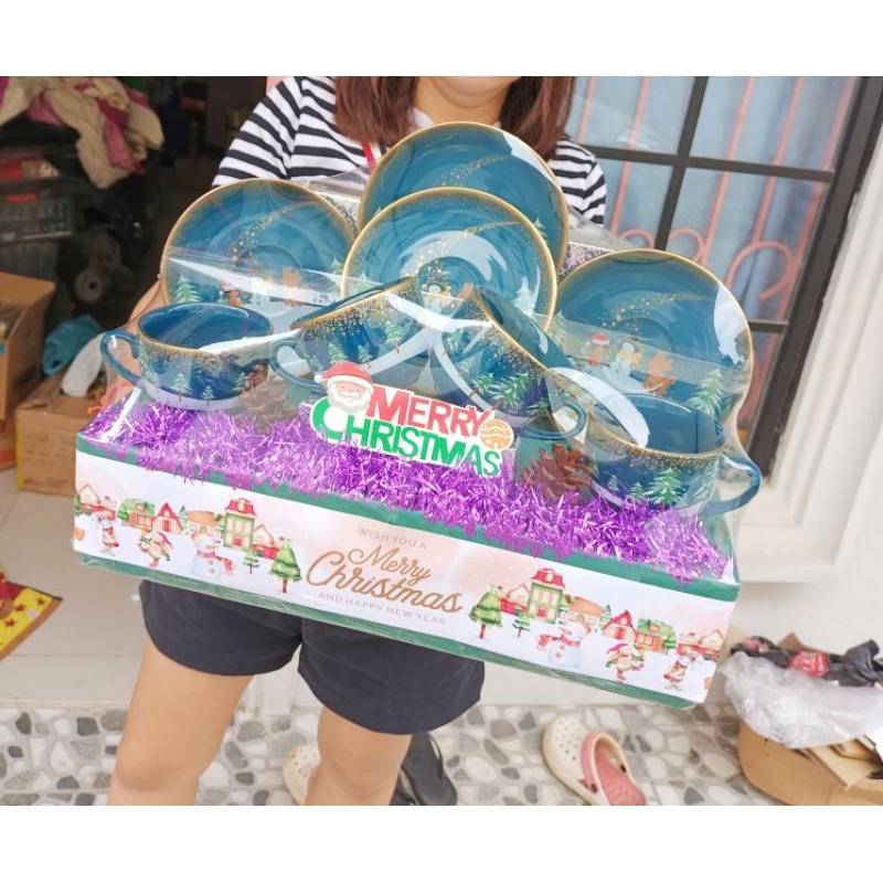

hampers natal cangkir santa