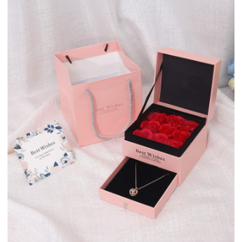 

Kotak kado Everrose / rose gift box