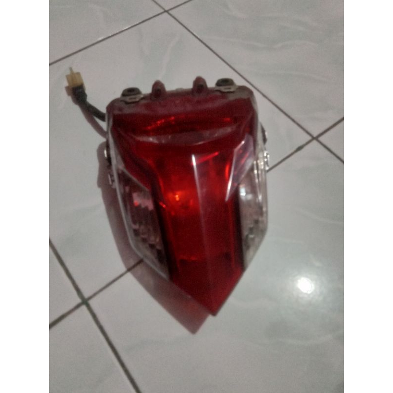 lampu stop lampu belakang sonic 150R copotan original