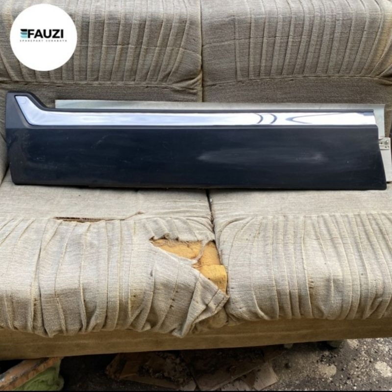 moulding pintu depan crv turbo 2017 2021 Original Honda