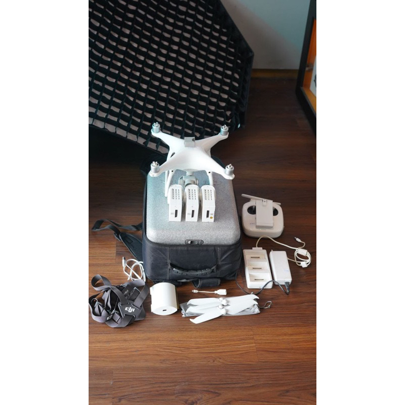 DJI Phantom 4 Standard Combo Fullset Second