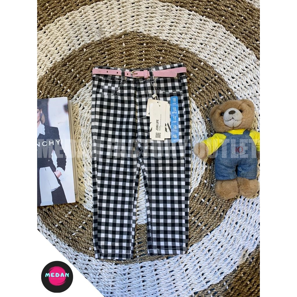 CELANA PANJANG MOTIF KOTAK HITAM PUTIH ZARA - BRAND ZARA - BRAND ORIGINAL - CELANA PANJANG ANAK PERE