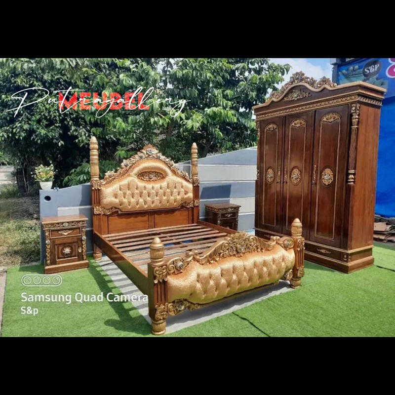 Set Kamar Tidur Manohara Jok Ukir Kayu Jati Jepara Formasi Dipan Lemari Pakaian & Nakas