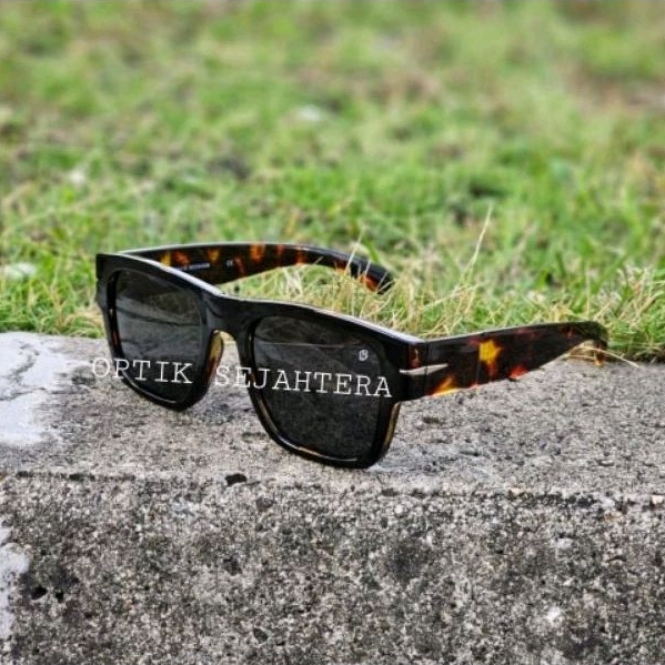 Kacamata Hitam Sunglasses David Beckham DB77014 Lensa Polarized