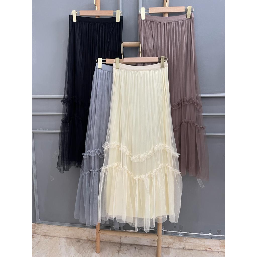 BEVY Rok Tulle Tille Maxi Panjang Gelombang Polos