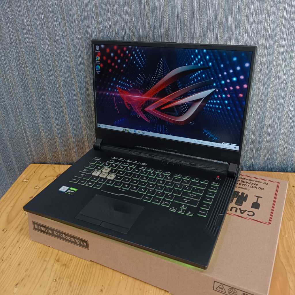 LIKE NEW Asus ROG Strix G531GT Core i7-9750H Ram 8/512Gb GTX 1650 BERGARANSI