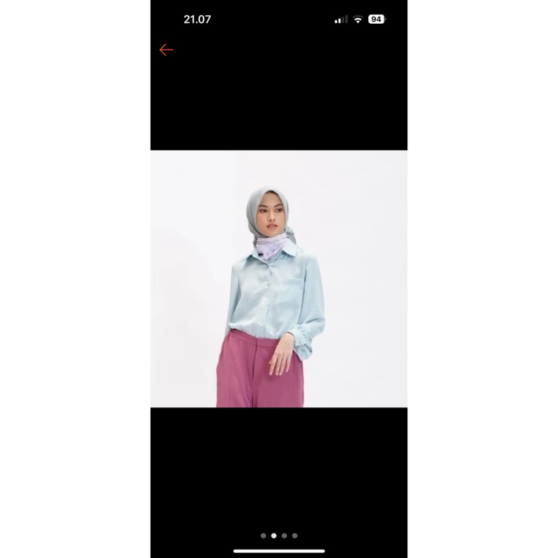 sideline blouse size M