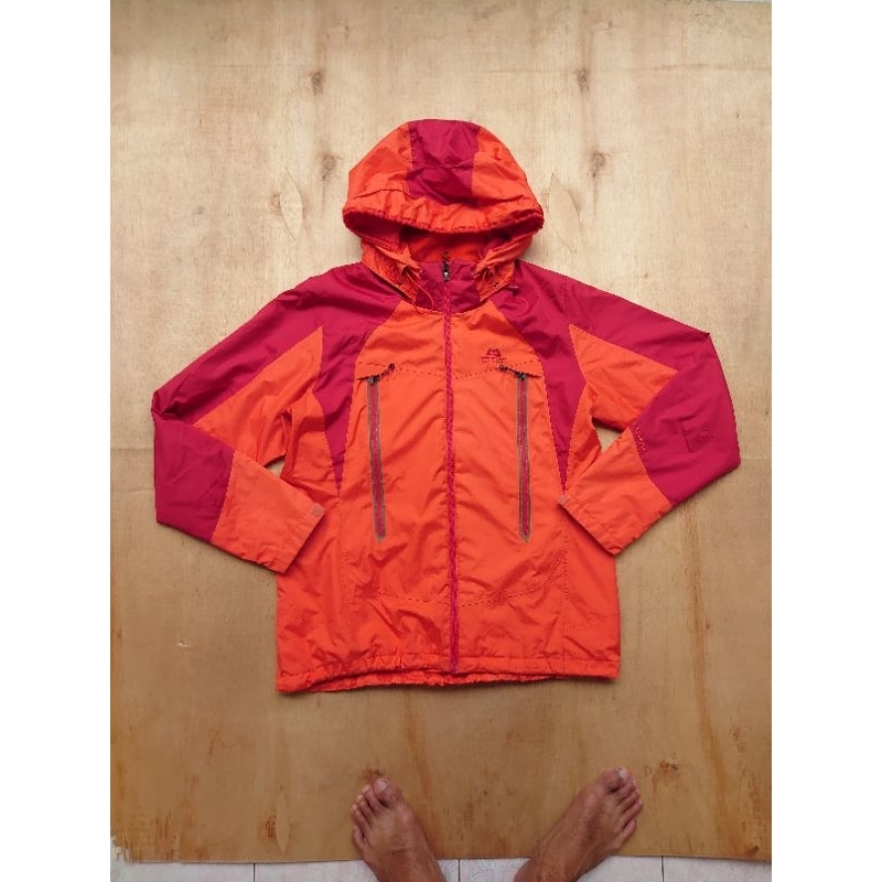 jaket mountain equipment