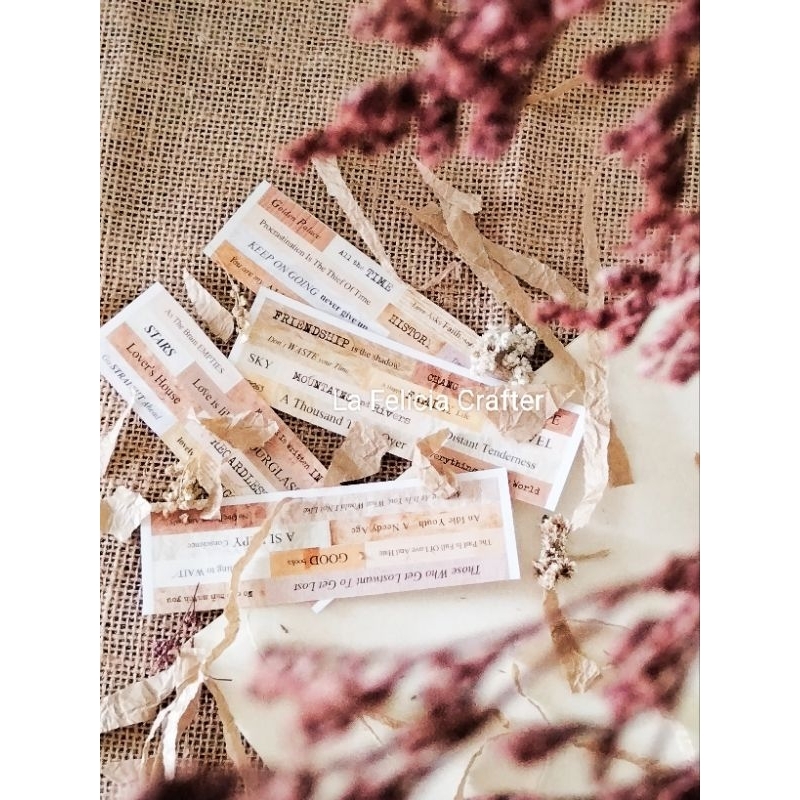 

La Felicia Stiker Tulisan Abjad Huruf Poetry Retro Aesthetic Deco Jurnal