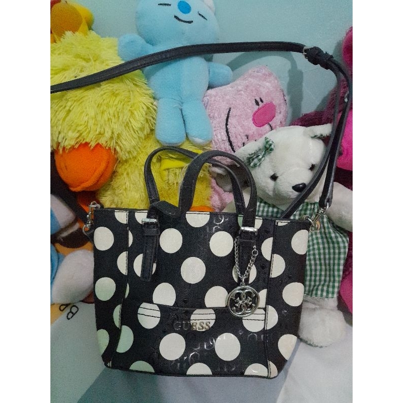 preloved sling bag gues polksdot