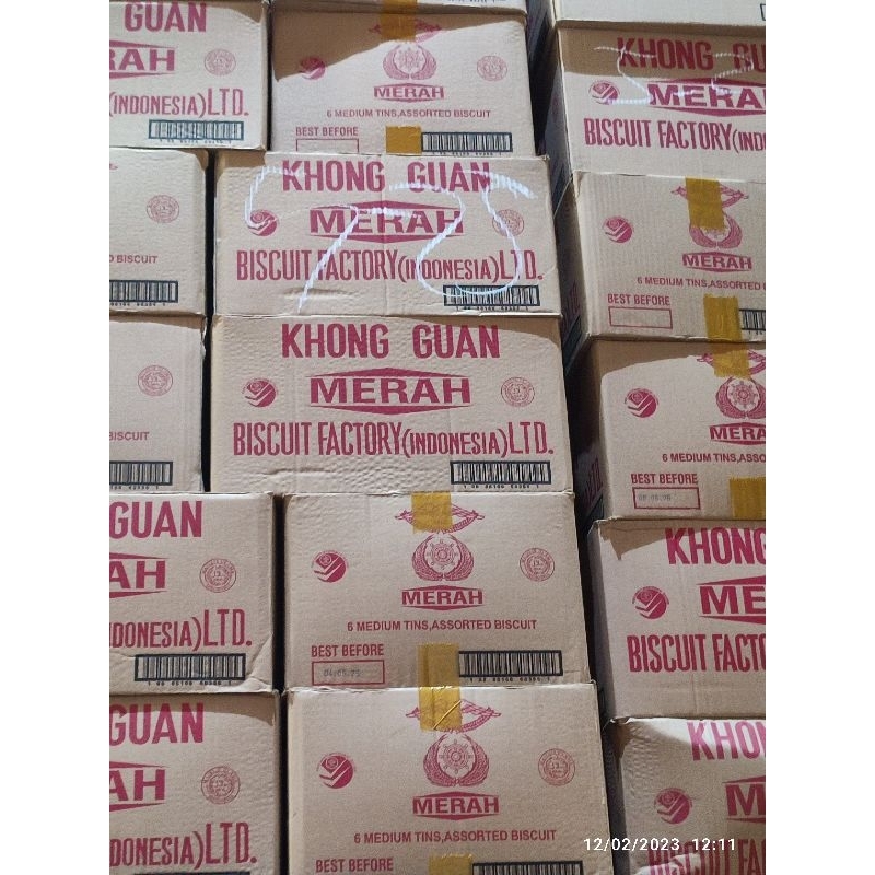 

Khong Guan Assorted Biskuit Kaleng Merah 1600gr