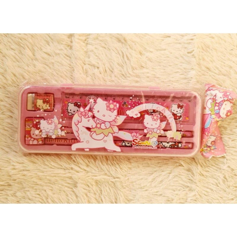 

Hello Kitty Pencil Case Set