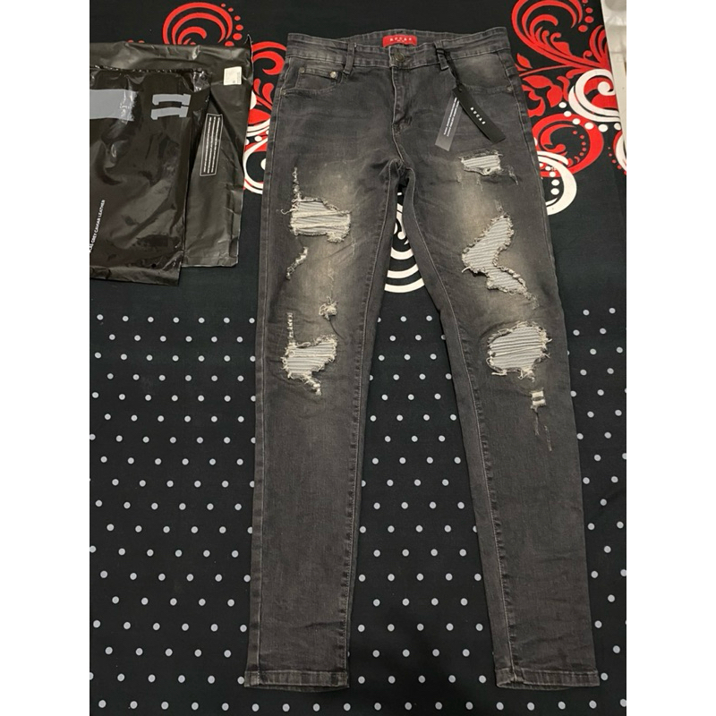 Rucas Cavir Grey Season 11 (size 30, used)