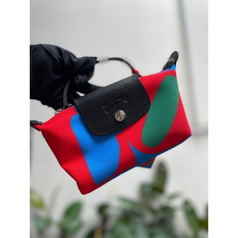 LC X ROBERT INDIANA POUCH