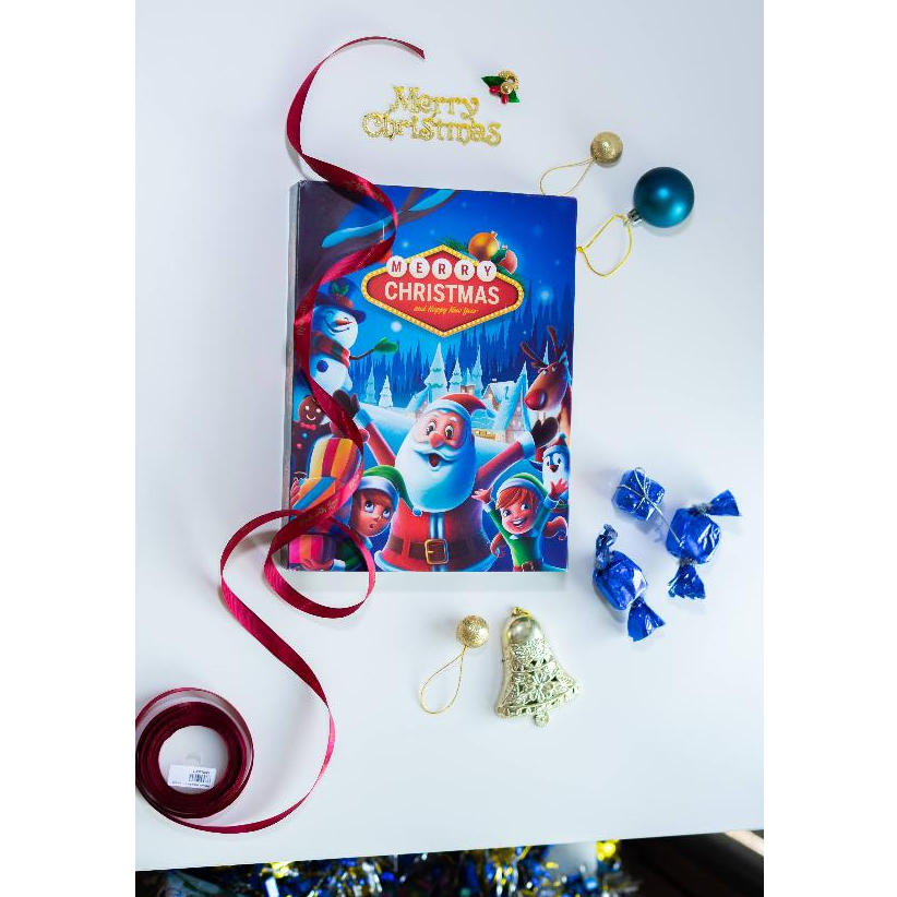 

TOKO ANQA-Kotak Kado Gift Box tema Natal 28 x 21 x 4cm GB77306-U