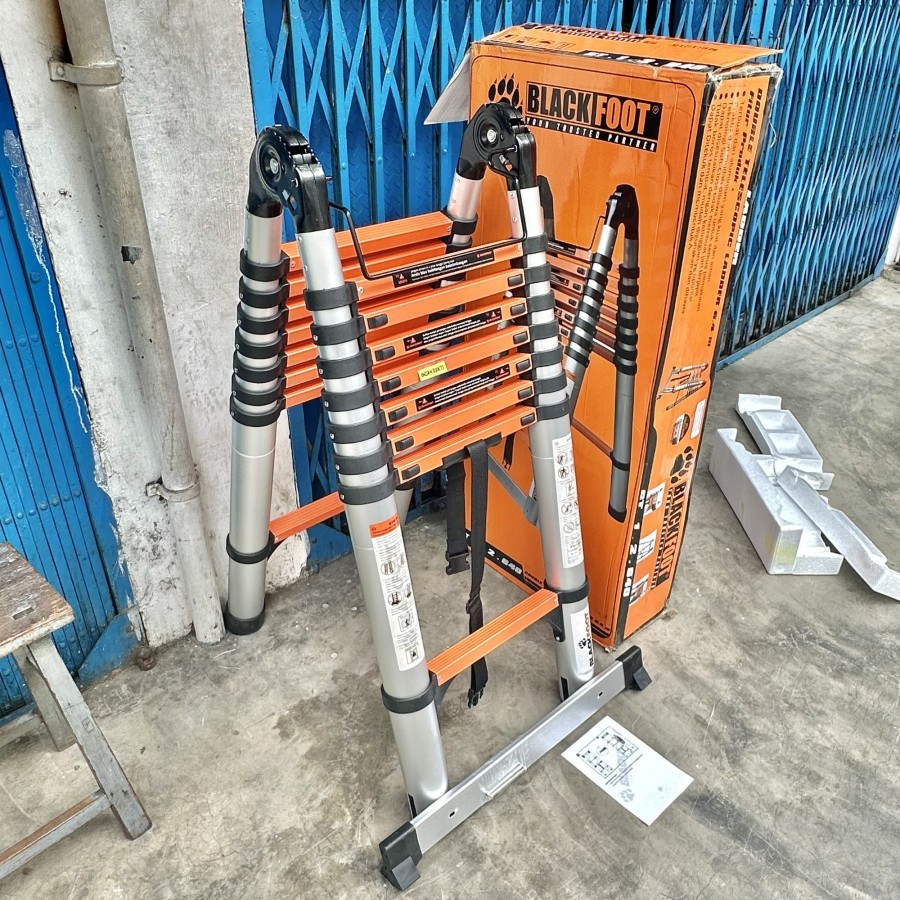 Tangga Teleskopik Tangga Lipat Aluminium Double Telescopic 6.4 Meter