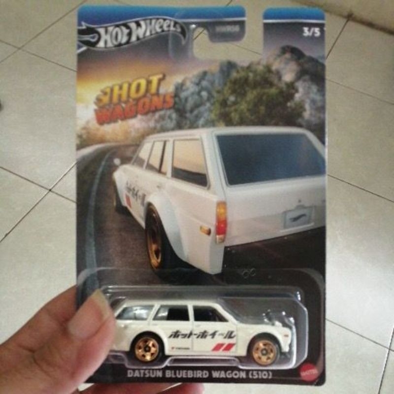hot wheels datsun Bluebird wagon 510