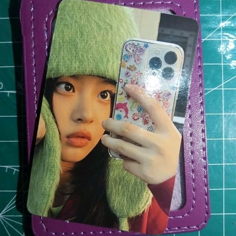 PHOTOCARD NEWJEANS HANNI IPHONE OMG [OFFICIAL]