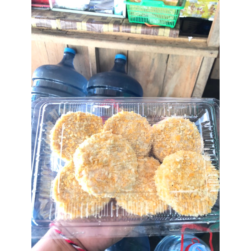 

naget tahu