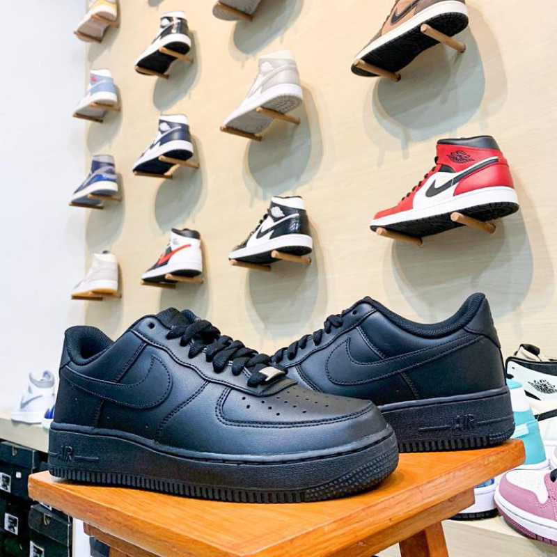 Air Force 1 Low Triple Black Men Original