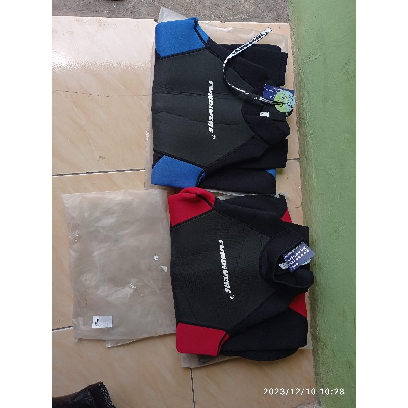 wetsuit fundivers