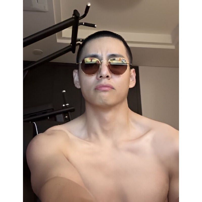 

Album random Golden (1-2)