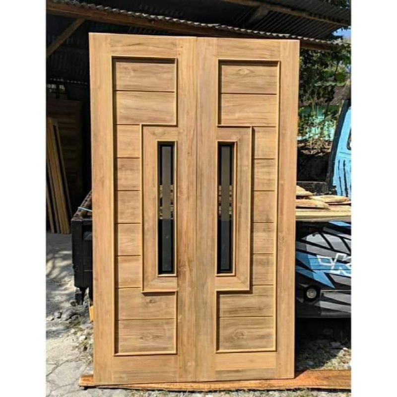 Kusen Pintu Kayu Kupu-Kupu / Kayu Meranti