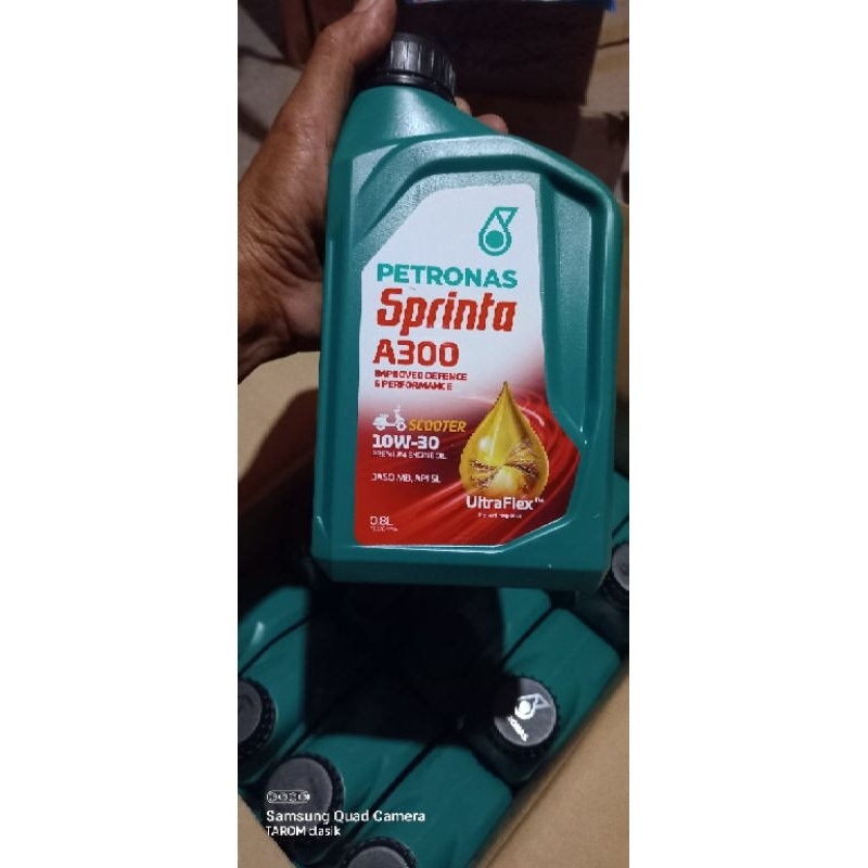 OLI RACING PETRONAS SPRINTA A300 SCOTER MATIK SAE10W-30
