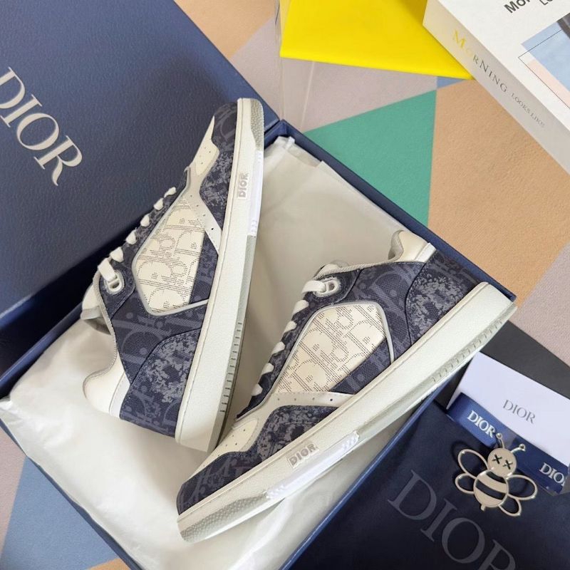 SEPATU SNEAKER PRIA BRANDED IMPORT DIYOR90100